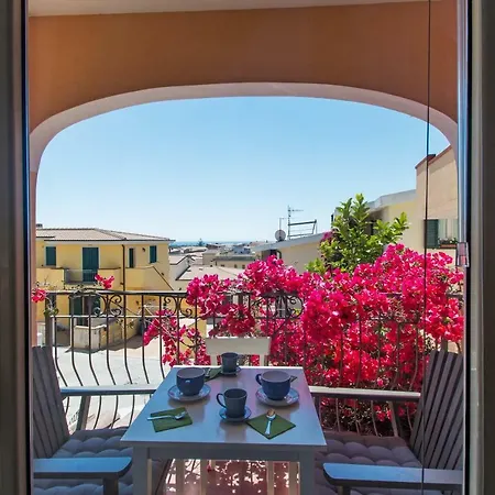 Seaview Townhouse By Sardiniagem *